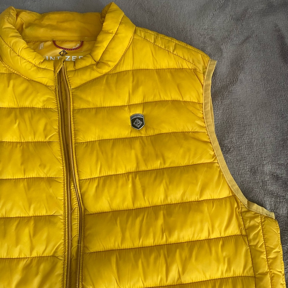Yellow Puffer Jacket(Light Jacket) - Picture 4 of 4